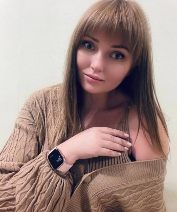 Мои услуги полны страсти и непревзойденного удовлетворения. 🌹
Я живу в Москве и готова встретиться с тобой в комфортабельном и уютном месте. Мои фото 100% реальные, без ретуши, ты получишь то, что увидишь на них. Отзывы о моей работе только положительные, ведь я горжусь своей профессиональностью и умением сделать тебя счастливым. ✨💫
Вместе мы отправимся в путешествие по миру наслаждения, где каждый миг будет наполнен страстью и любовью. Я умею слушать, быть эмпатичной и понимающей. Так что, если ты ищешь нежность и разнообразие, я здесь для тебя. Доверься мне и получи незабываемые эмоции. 💖💫 Полина